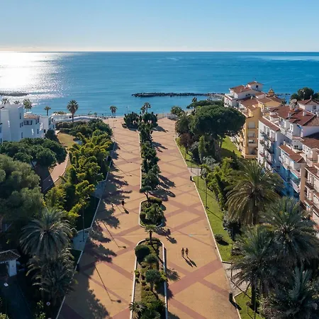 Vista Mar Y Piscina En Puerto Banus * Marbella