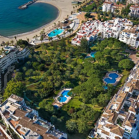 Vista Mar Y Piscina En Puerto Banus Apartment