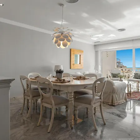 Vista Mar Y Piscina En Puerto Banus Apartment Marbella